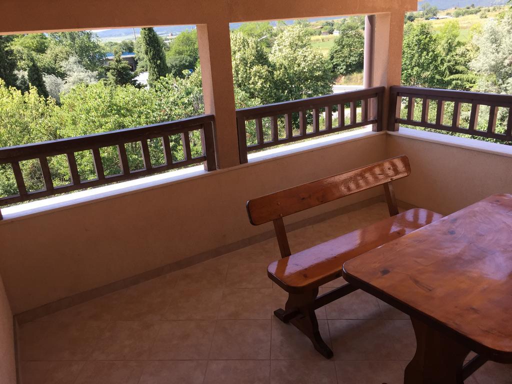 Family Hotel Malibu Chernomorets Exterior photo